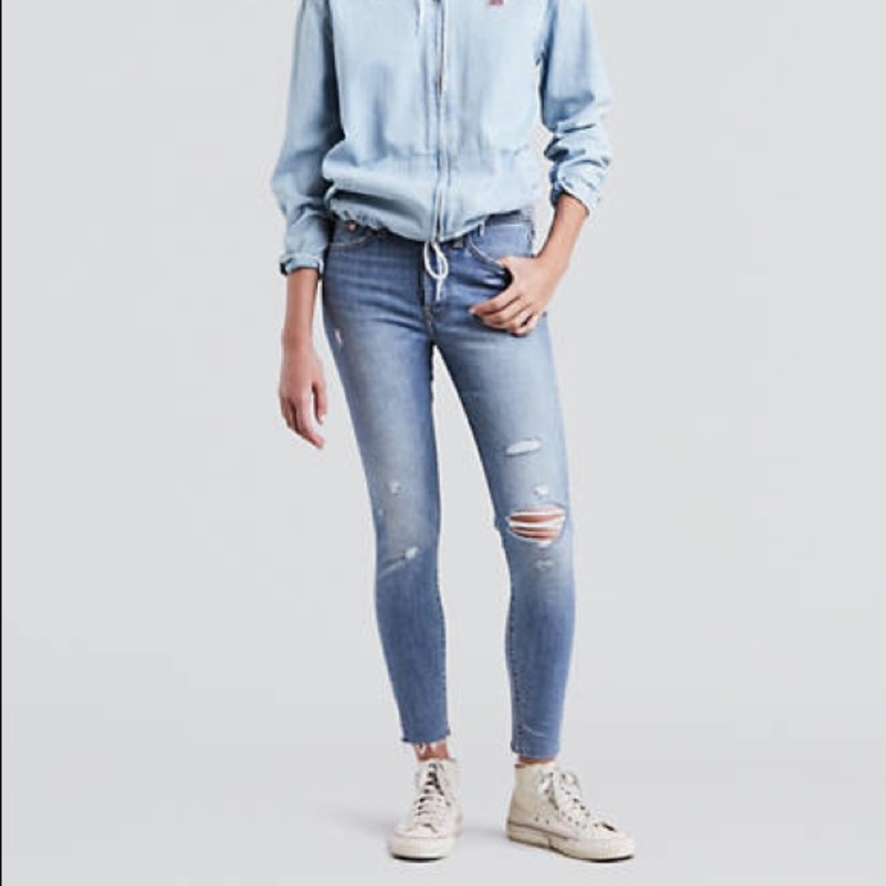 Levi’s wedgie Skinny
